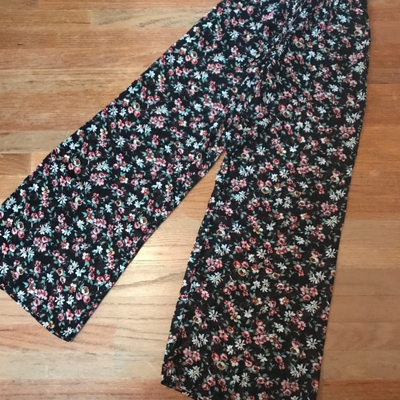 High Waisted print palazzo pants - Picture 9 of 15